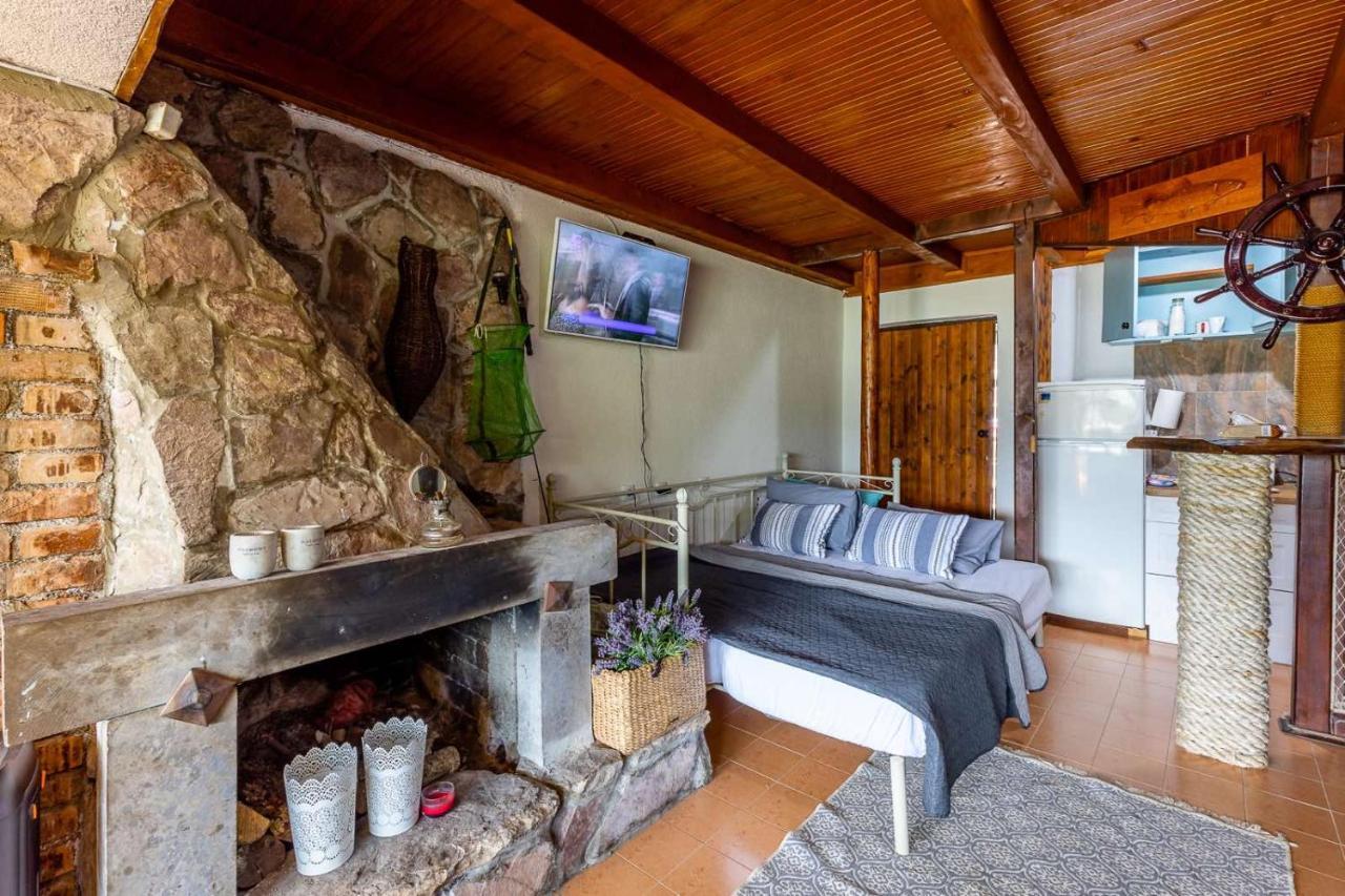 Lake House Buric Vranjina Extérieur photo