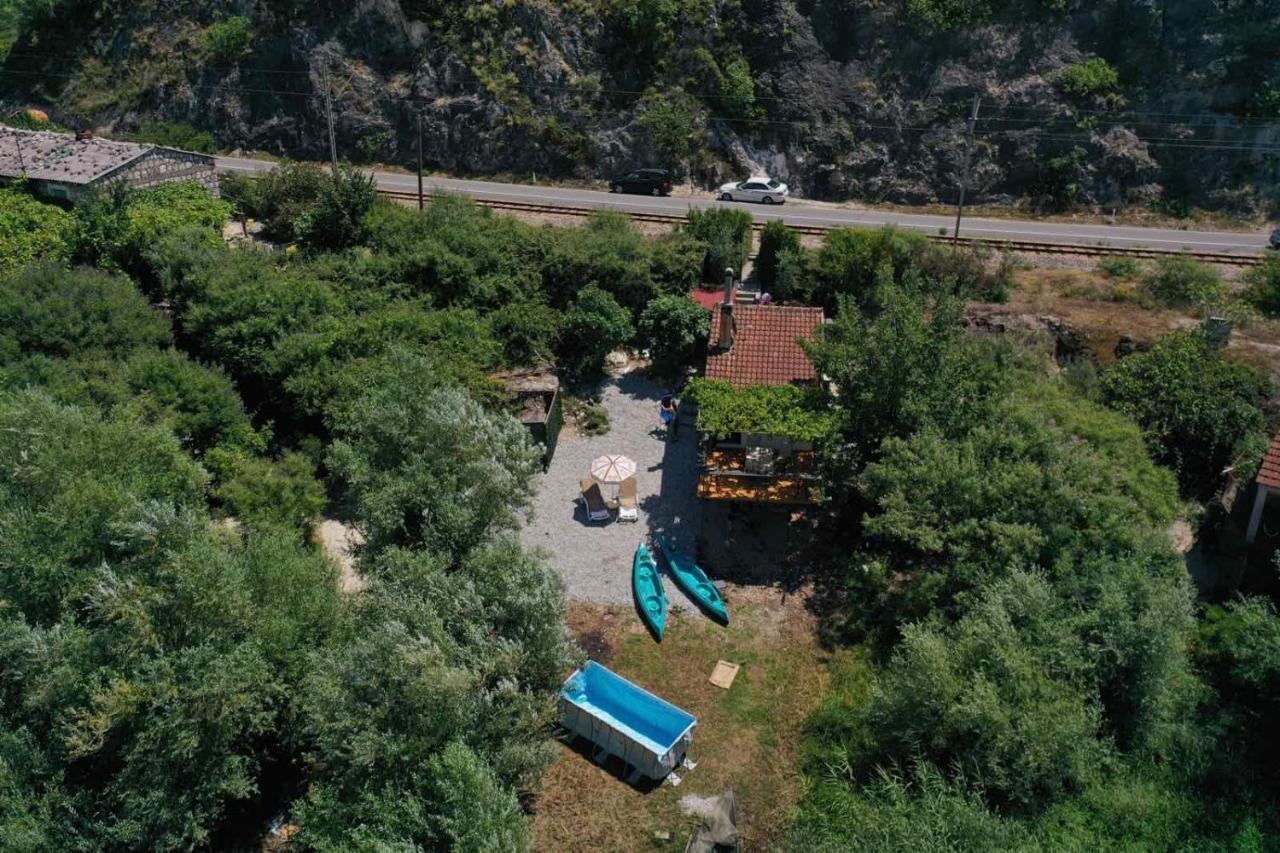 Lake House Buric Vranjina Extérieur photo