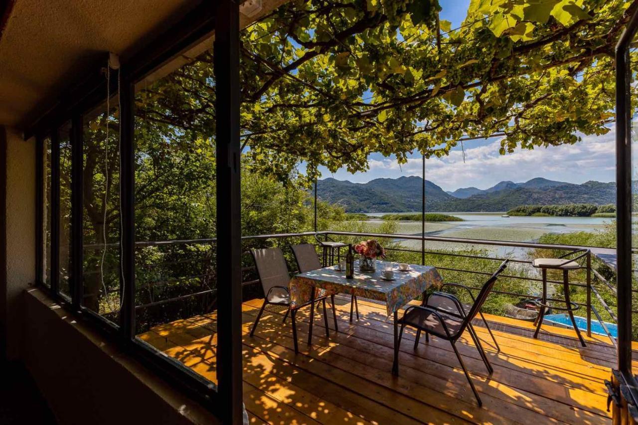 Lake House Buric Vranjina Extérieur photo