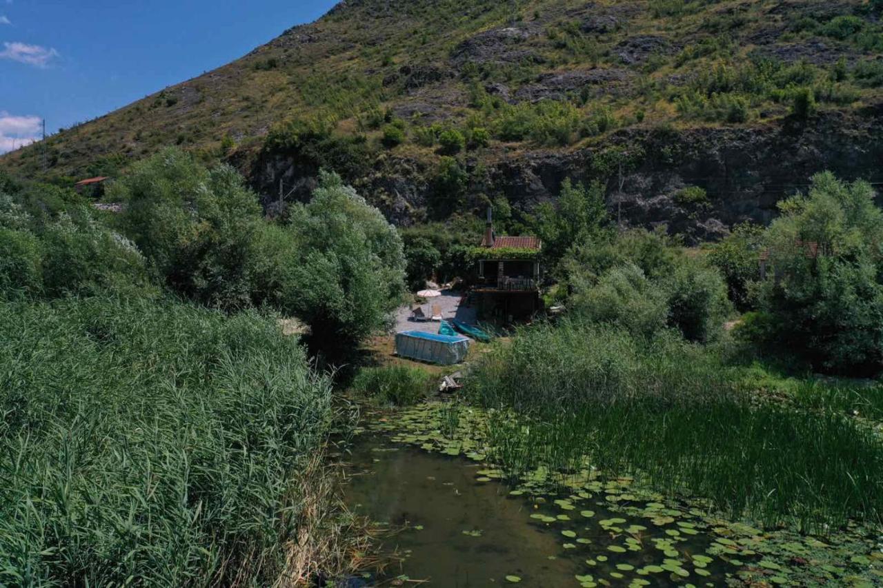 Lake House Buric Vranjina Extérieur photo