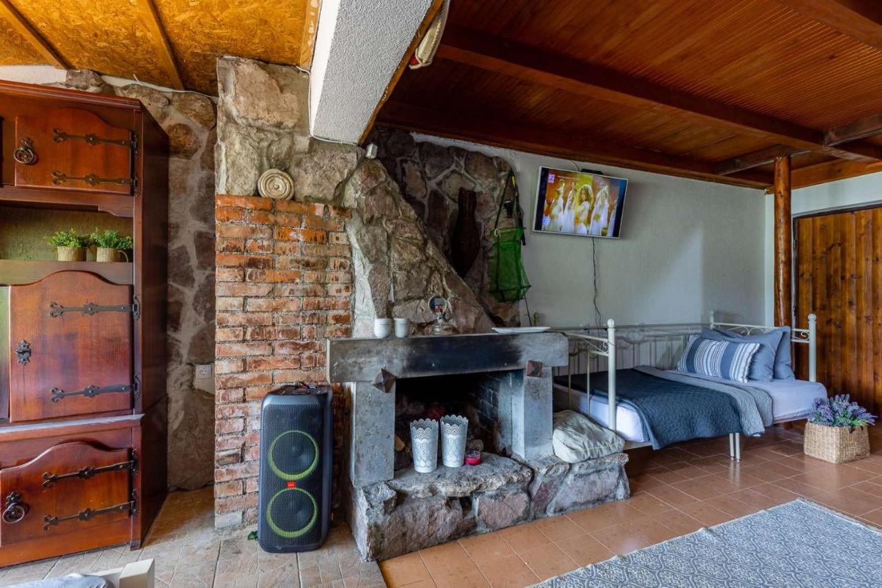 Lake House Buric Vranjina Extérieur photo