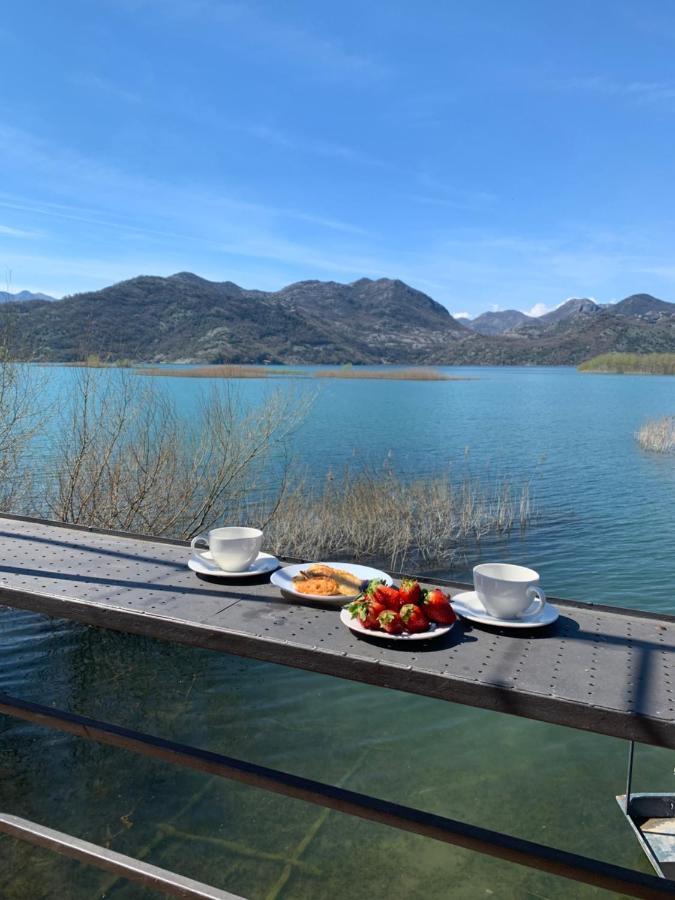 Lake House Buric Vranjina Extérieur photo